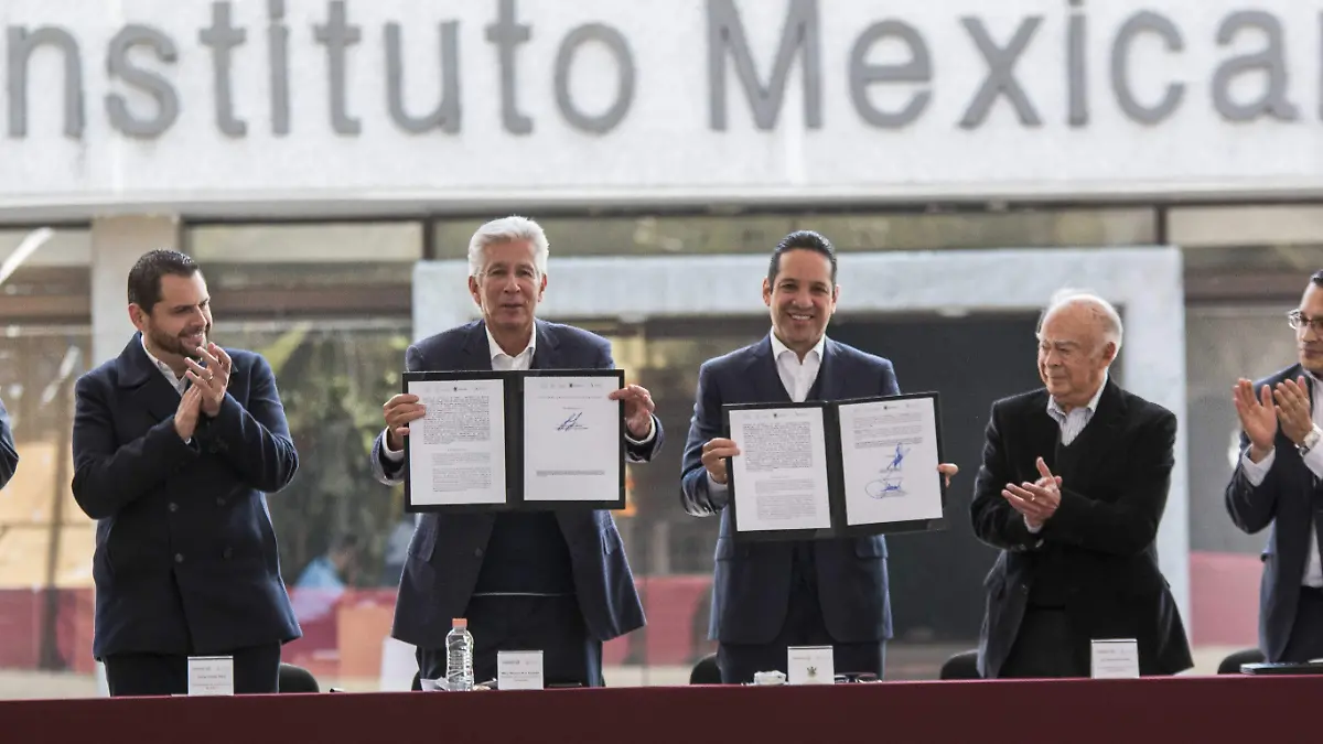Hubo la firma del Convenio de Adición del Gobierno