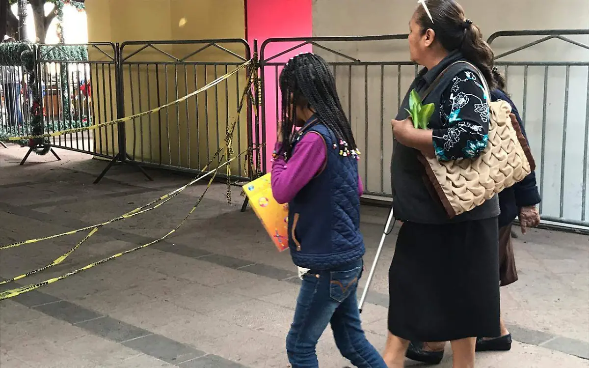 MUJERES