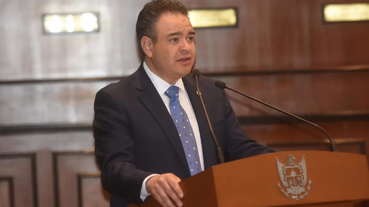 ESAÚ MAGALLANES