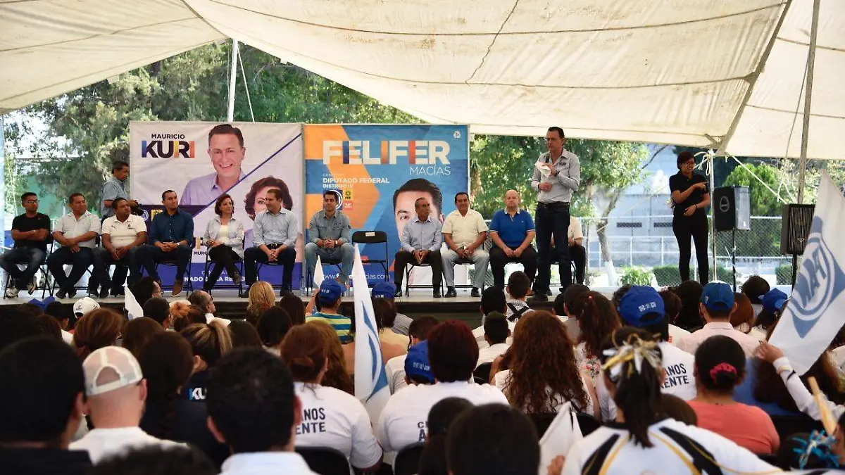 EN CORREGIDORA