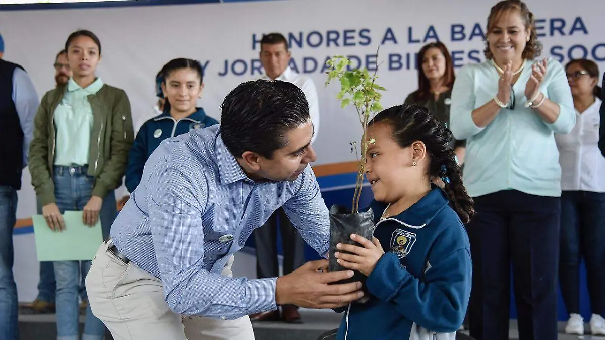 MÁS APOYOS