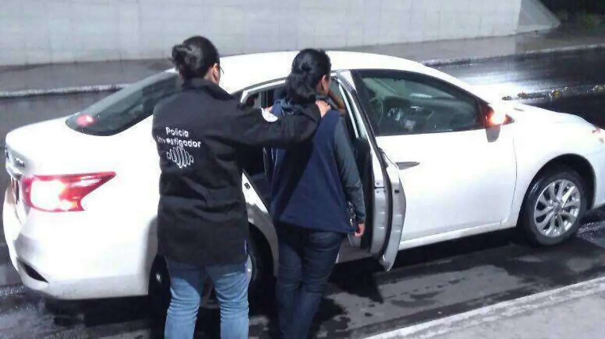 4 crímenes Foto  4. Asesinan a esposa e hijos de su amante