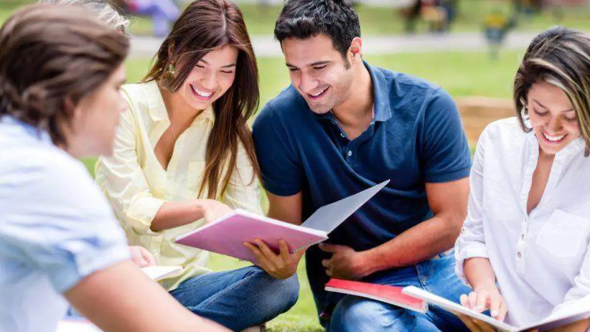 becas-mexico-administracion-2017-768x512