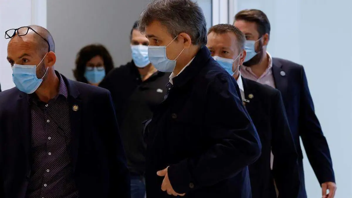 22def6e85d974f92d388c5b78e2718a09ff53b7fw