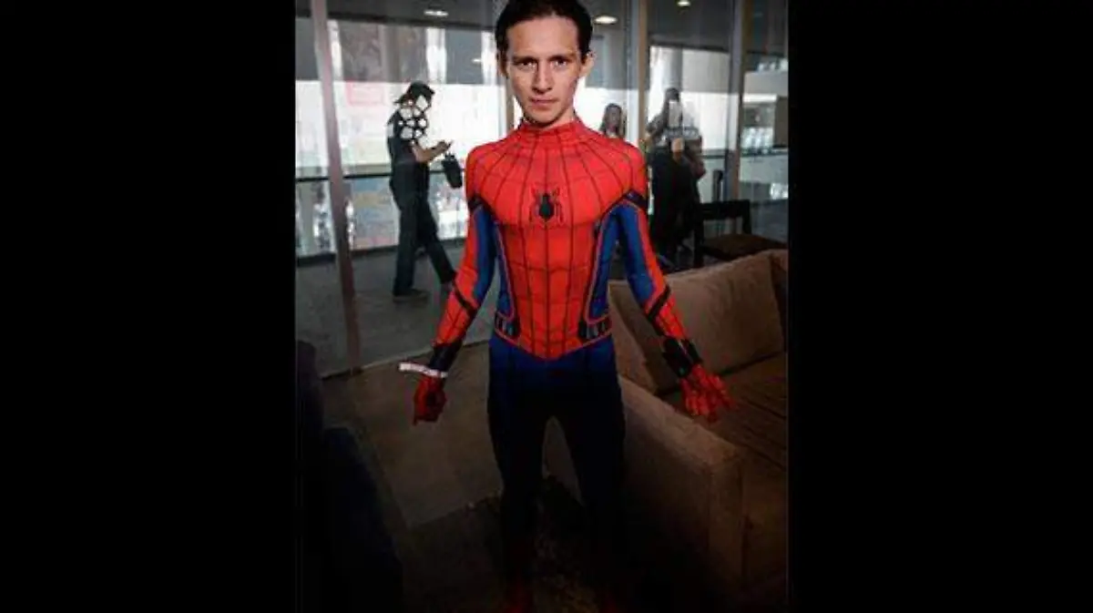 falso-tom-holland