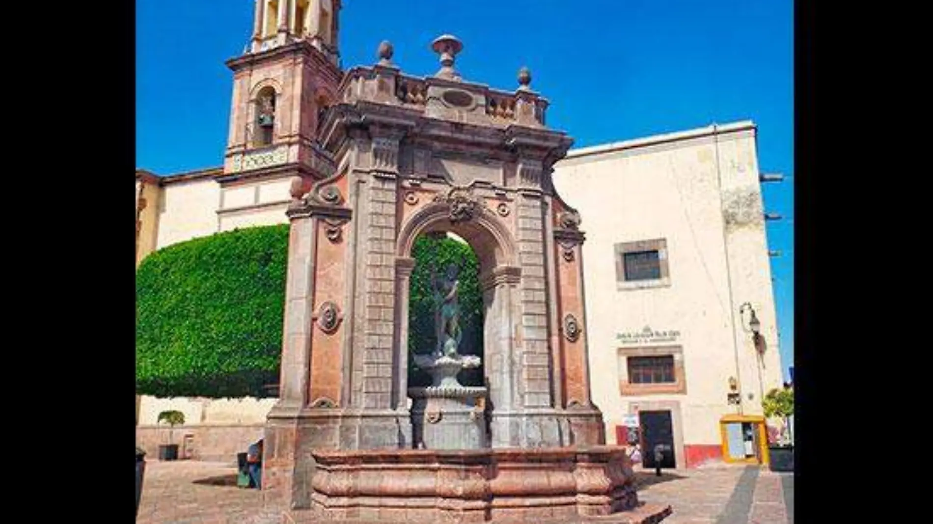 fuente-de-neptuno