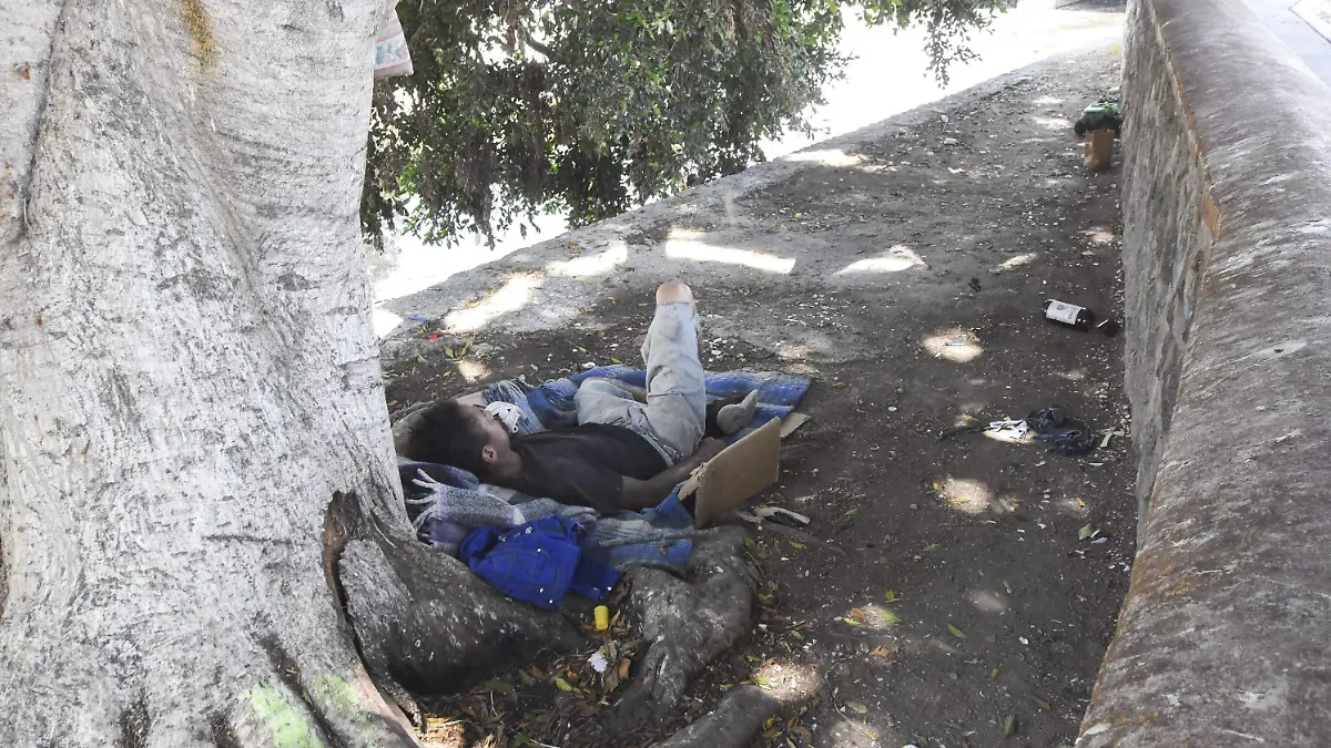 Indigente río Universidad