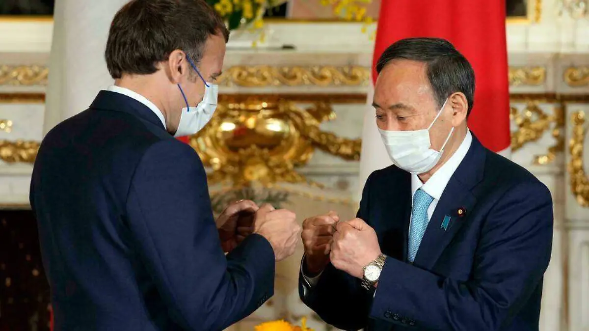 Macron-ministro japones-afp