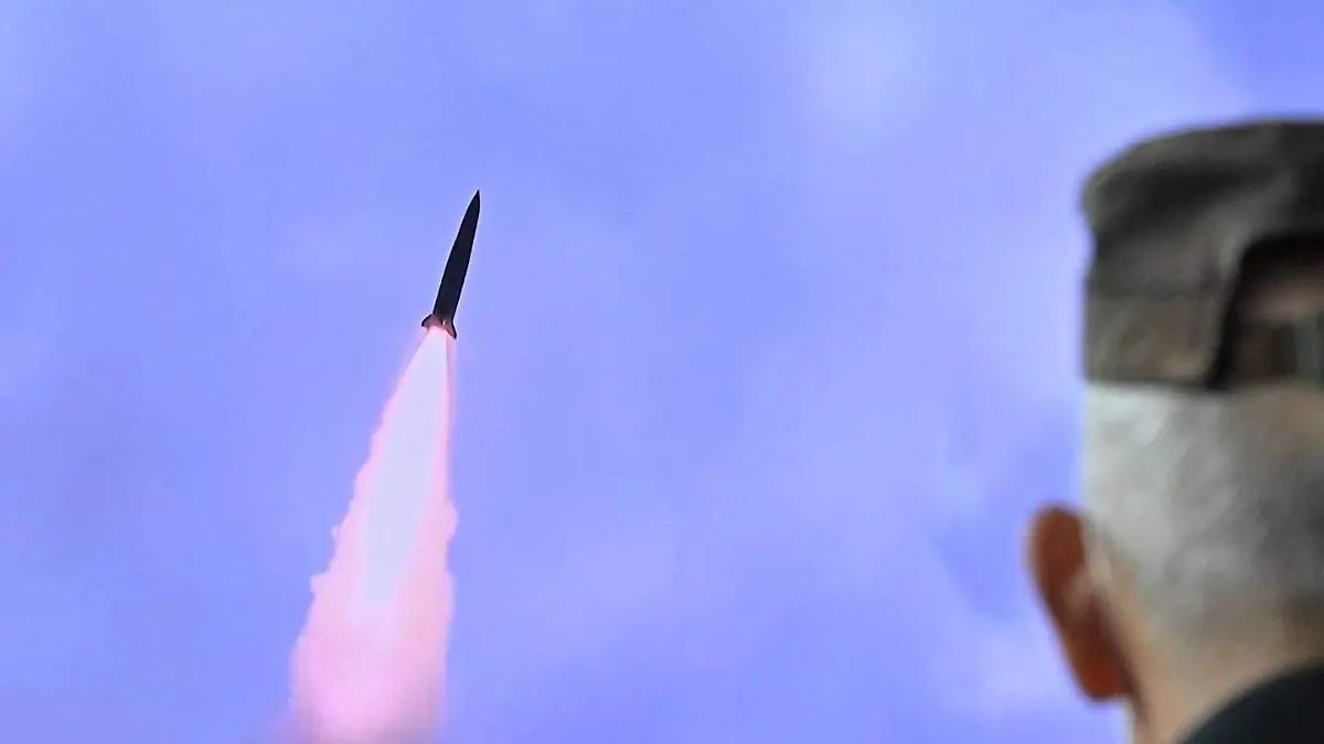 COrea del norte lanza proyectil-AFP