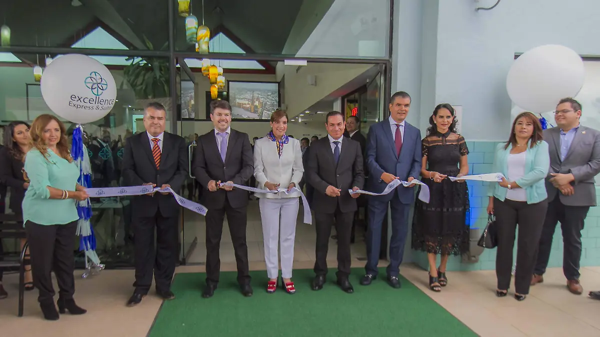 1.- Inauguración