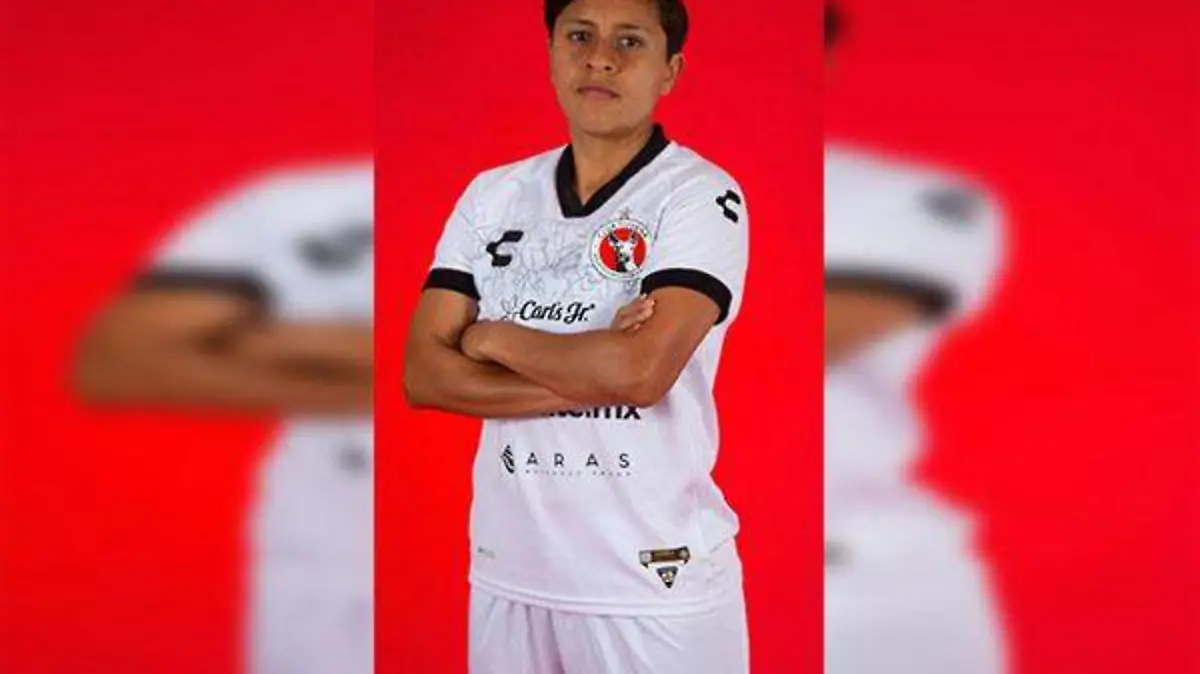 Dulce Alvarado; orgullo de Santa Rosa Jáuregui