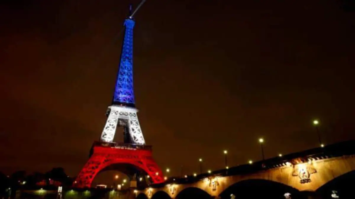 Torre-eiffel-by-AFP