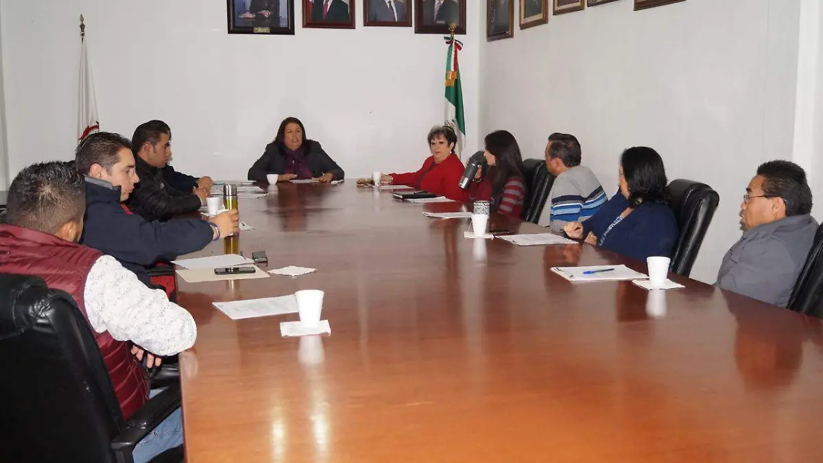 EL AYUNTAMIENTO