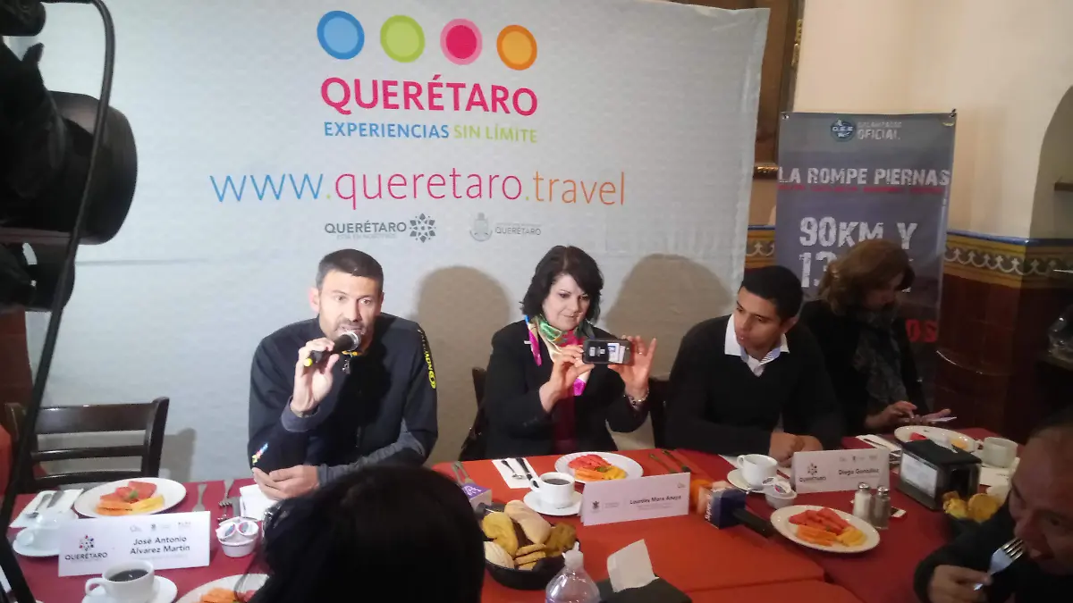 LOS ORGANIZADORES (1)