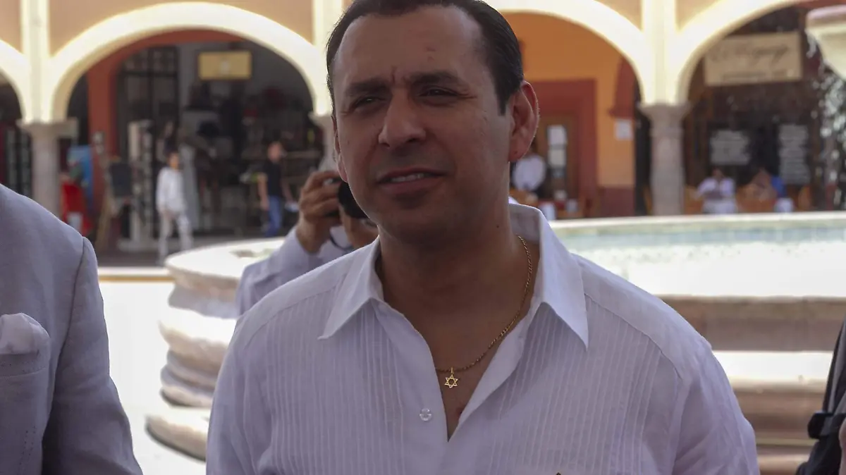 Carlos Habacuc Valle, presidente de la Cámara Nacional de Comercio, Servicios y Turismo (Canaco Servytur), delegación Querétaro.  Foto César Ortiz (1)