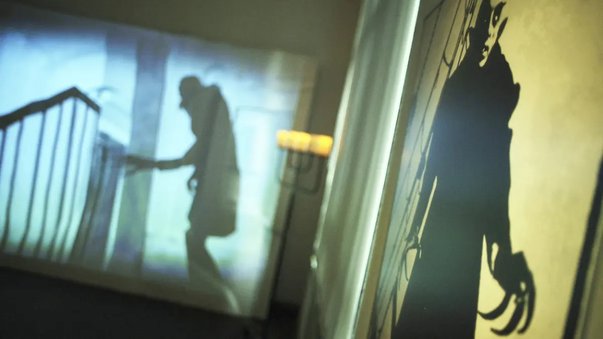 Secundaria Vitral Nosferatu EFE Denning Kaiser