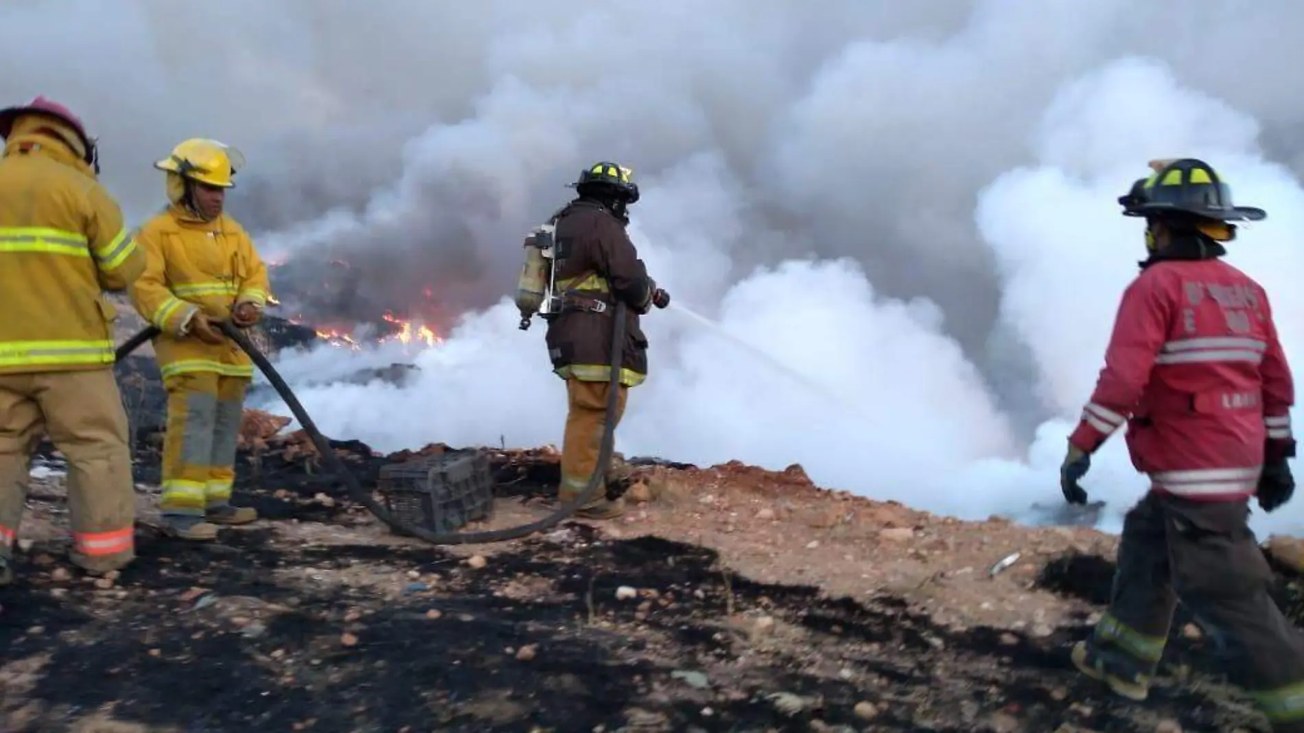 BOMBEROS