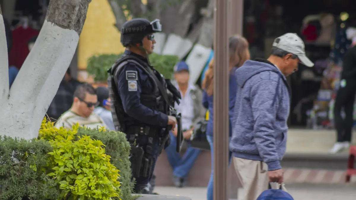 En municipios como San Juan del Río este modelo de operación que hace uso de tabletas se encuentra trabajando al 100 por ciento. Foto César Ortiz