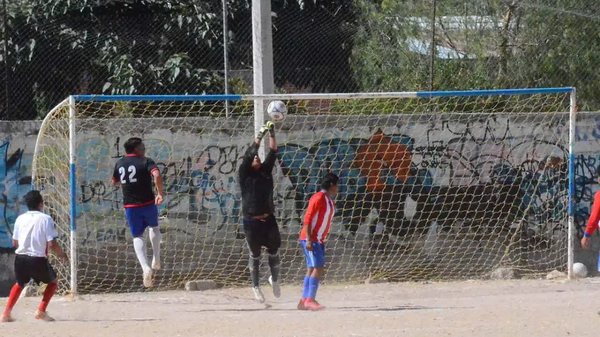 PAG.01-02 PRINCIPAL CON SU RECIENTE