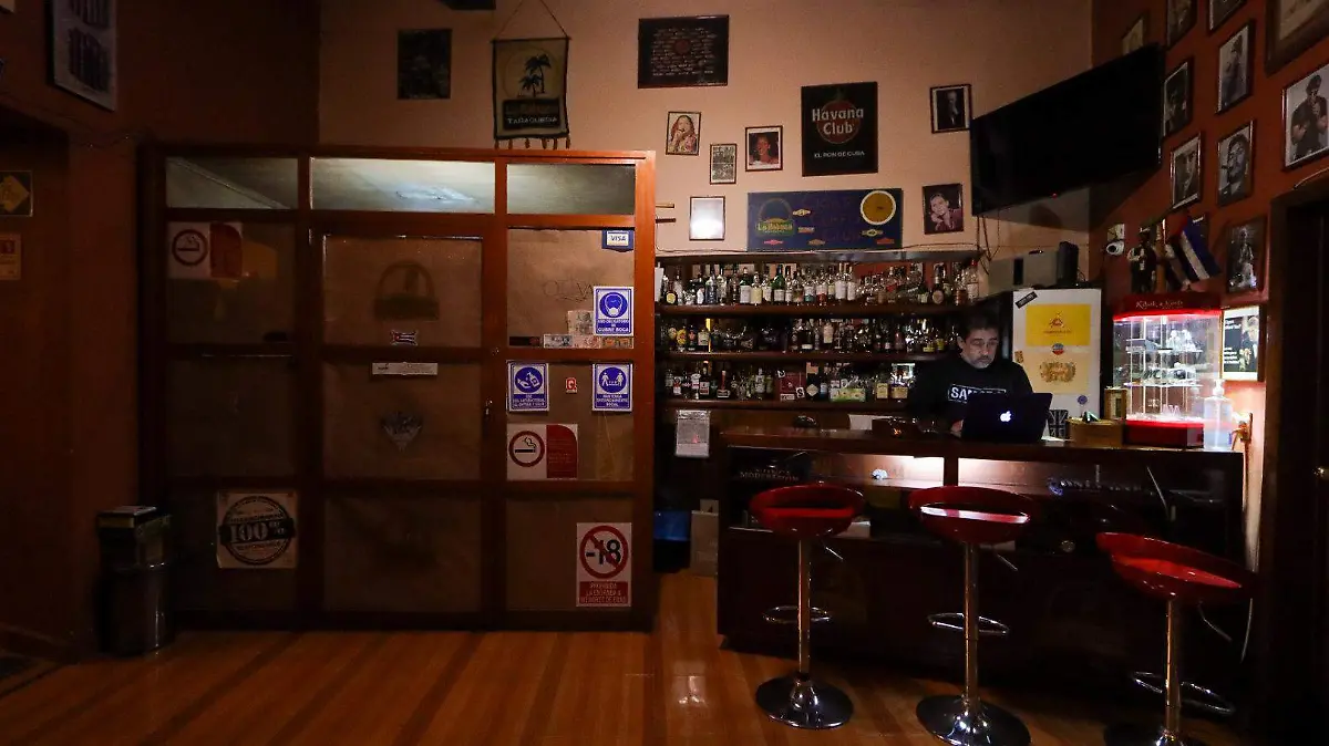 230117_TABAQUERIA LA HABANA_IS-2