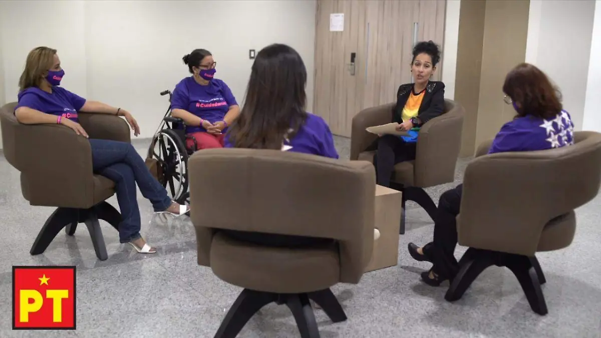 Penélope Ramírez, se reunió en conversatorio con representantes de la sociedad civil