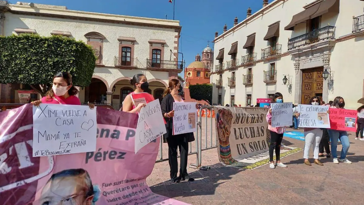 Manifestación niña- YL