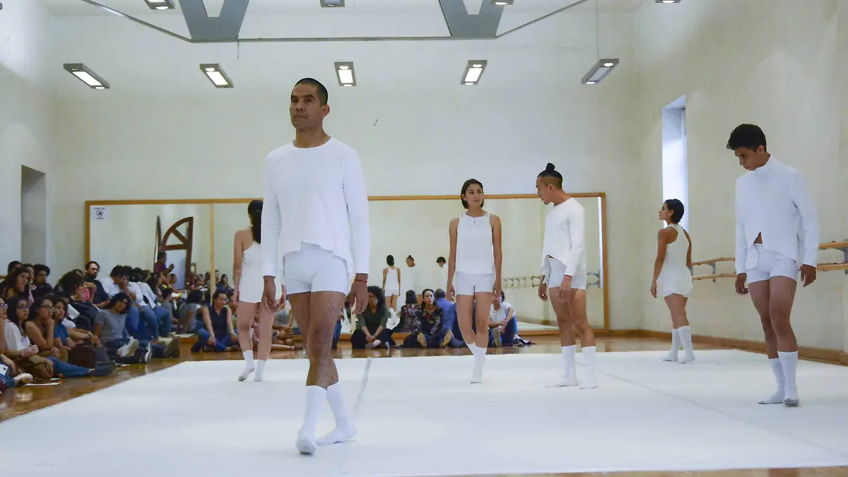 CIUDAD INTERIOR_DONNA OLIVEROS