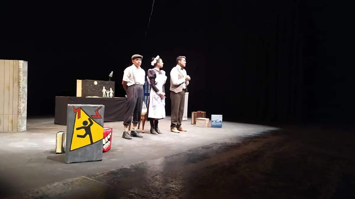 3 El misterio del pizarrn Atabal Creacin Artstica Direccin Hayde Boetto Foto Atabal