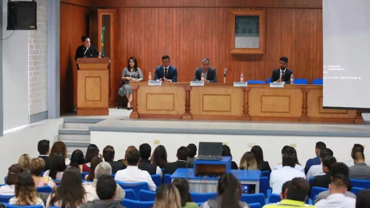 SOC-EN EL AUDITORIO