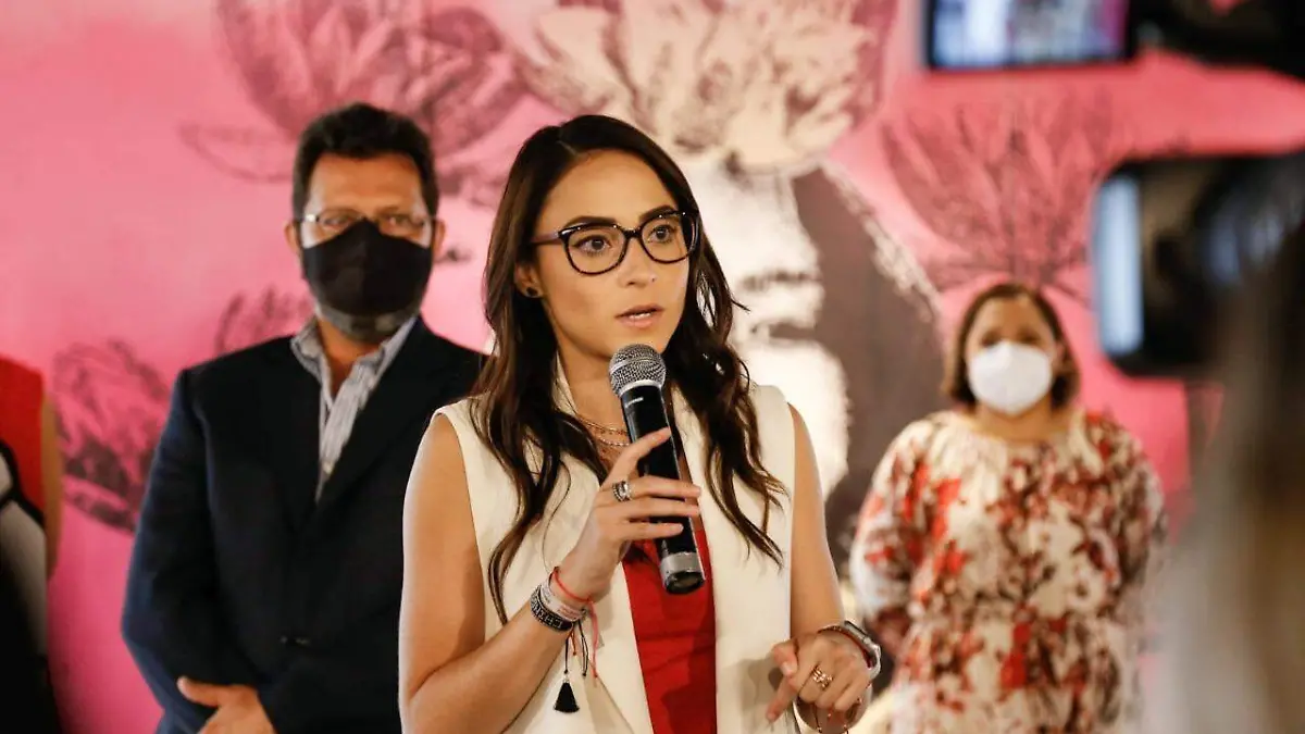 María Alemán