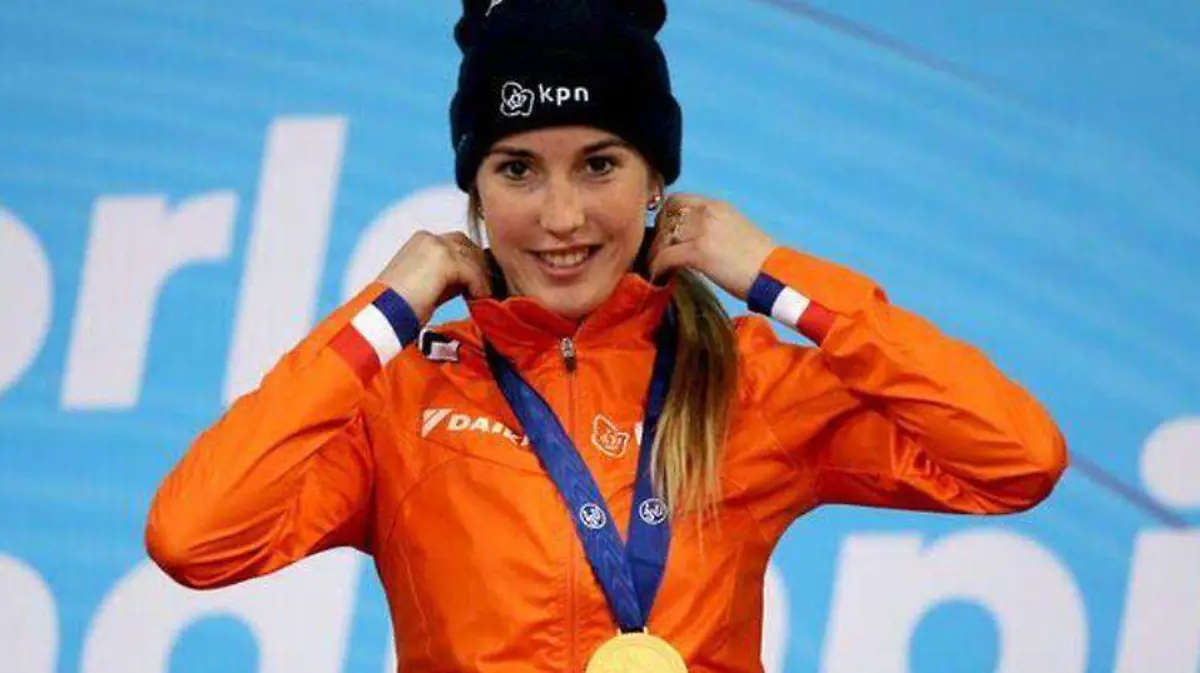 muere-lara-ruijven-figura-mundial