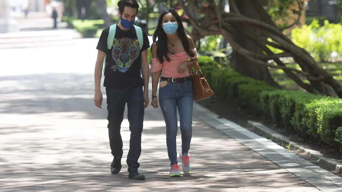 JOVENES_CUBREBOCAS_COVID_HA_2