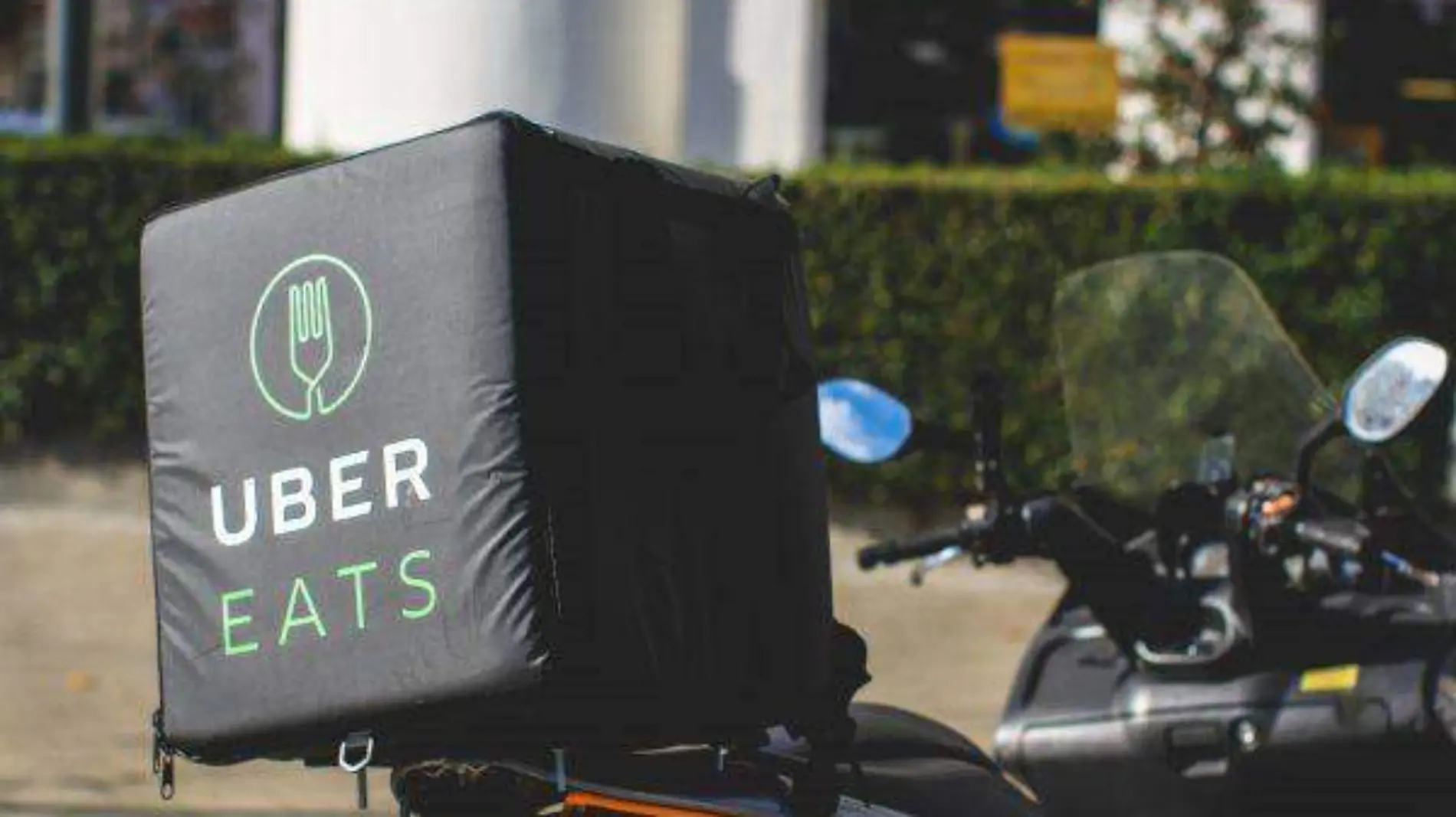 ubereats-600x400