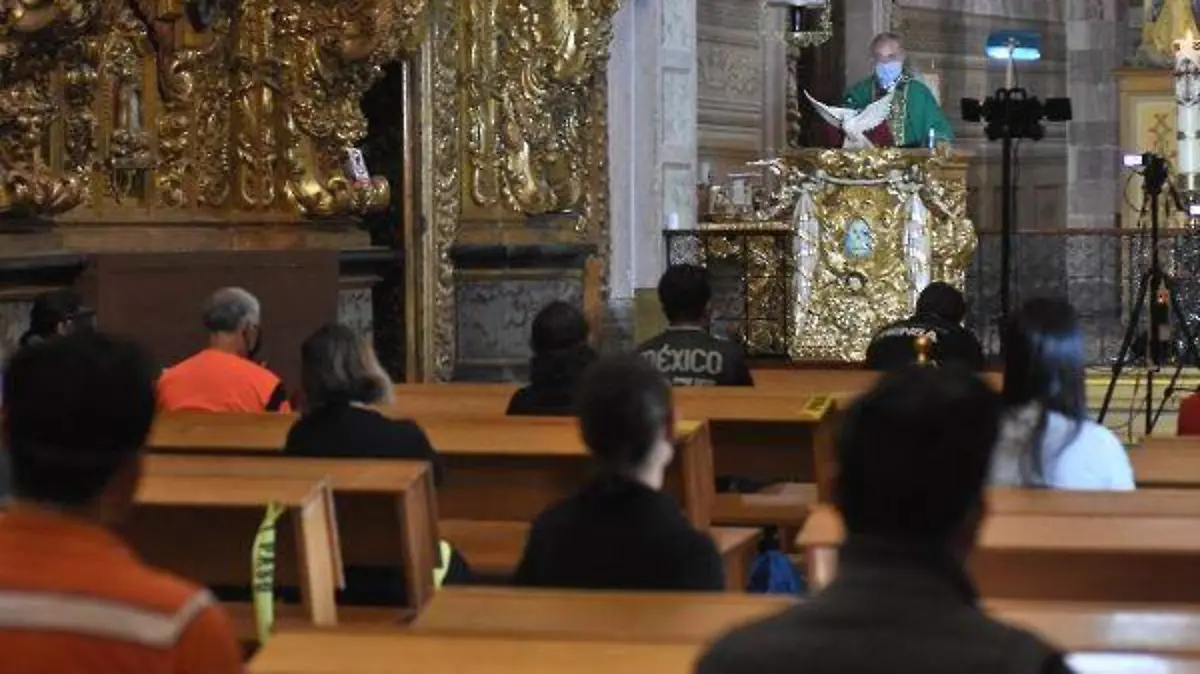 INCONFORME LA POBLACION