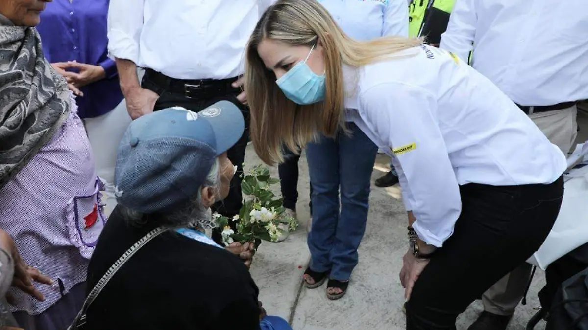 915f3ca0-c55d-4f35-975f-6dd0ce81c5fb