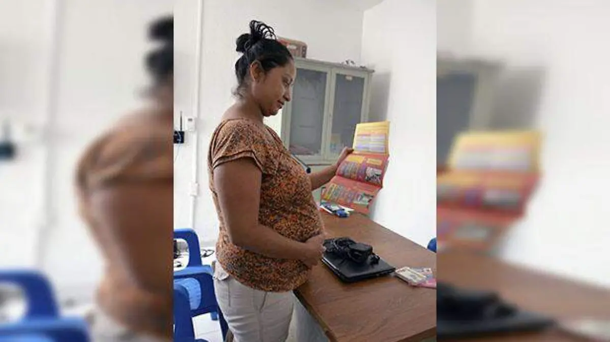 Con un ultrasonido a la semana 12 se puede conocer información del estado de salud de la madre y el bebé. Foto Especial