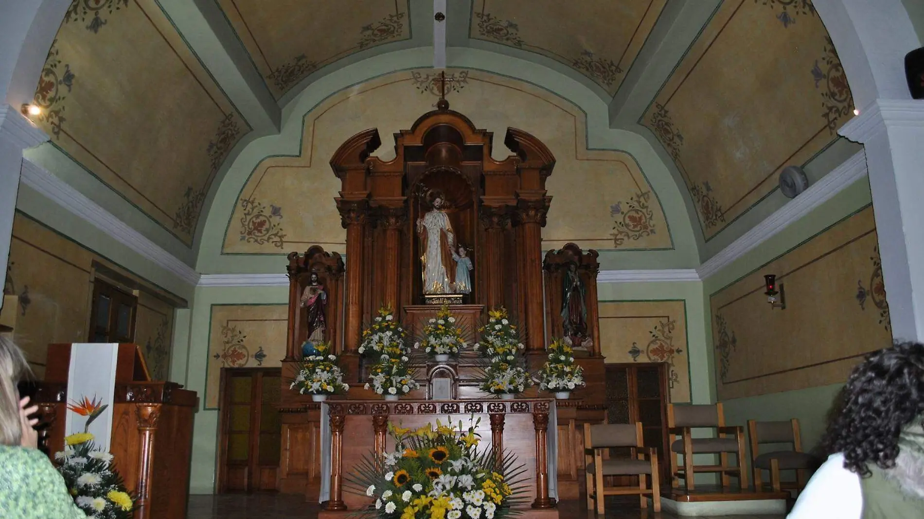 SOC-ALTAR