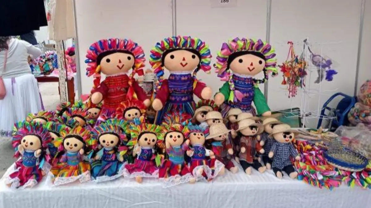 Diferentes en tamaño, colores, pero todas con un pedazo del corazón de su creadora