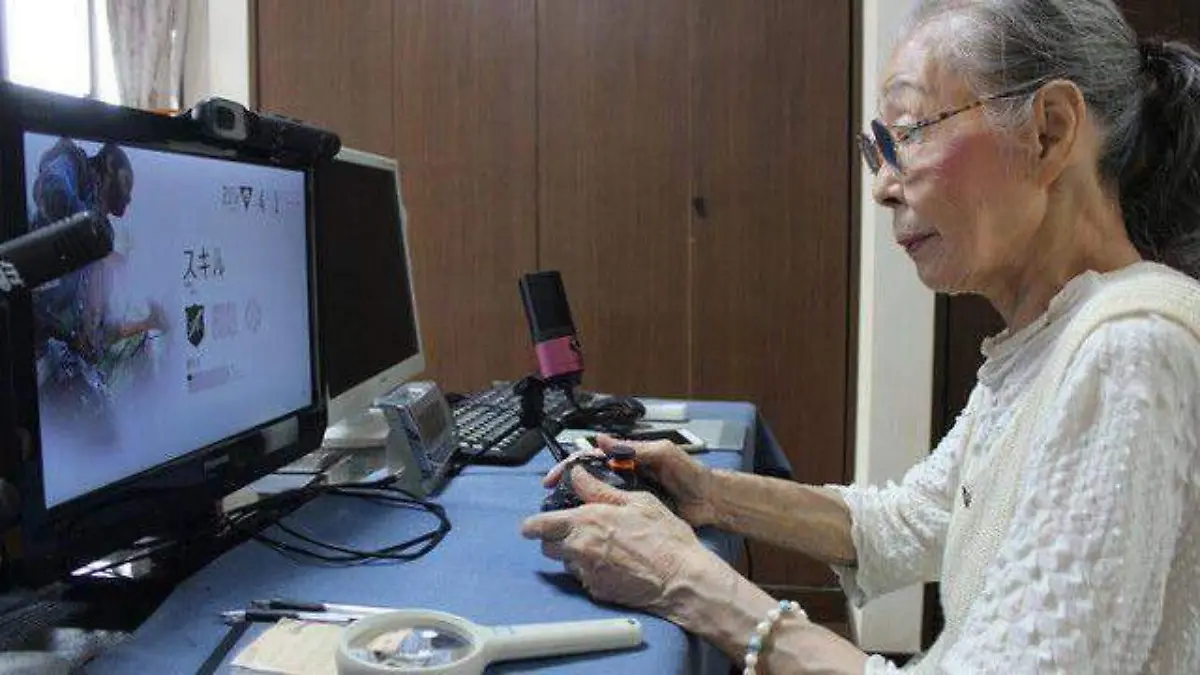 una_abuelita_japonesa_de_90_anos_vive_enganchada_a_los_videojuegos