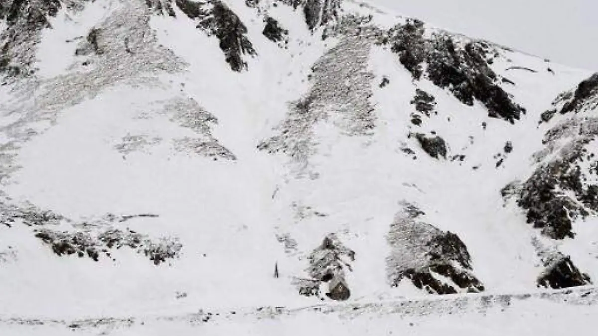 avalancha en los alpes franceses