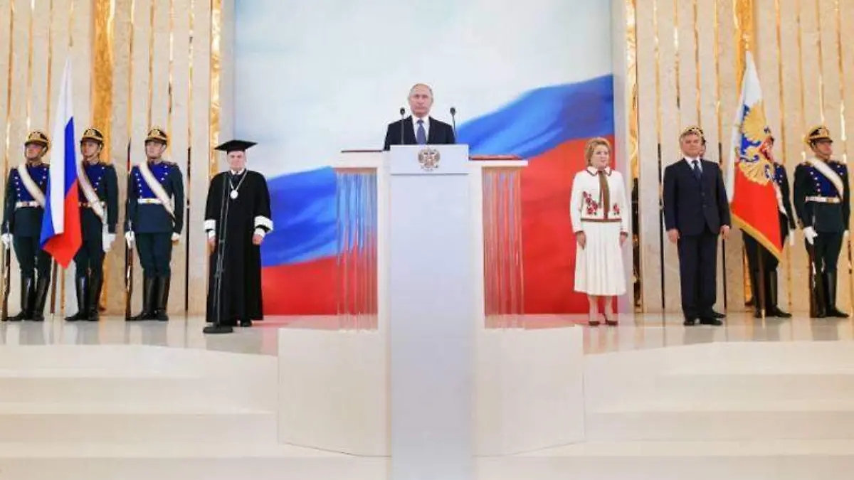 Putin jura para un cuarto mandato presidencial en Rusia REUTERS