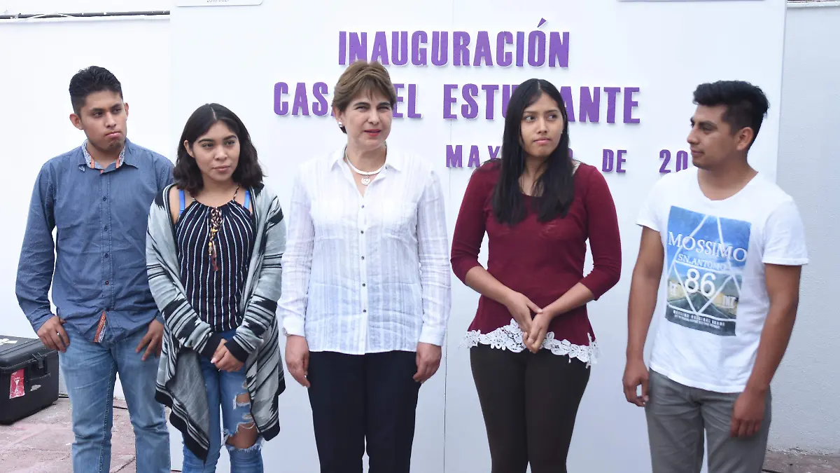 ESTUDIANTES