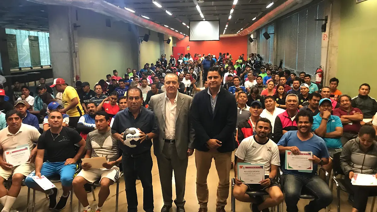 LOS ENTRENADORES (2)