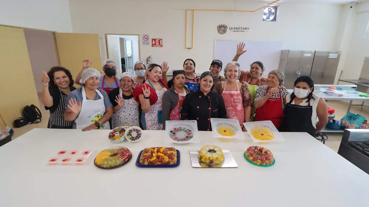 Recomienda 100% inscribirse al programa Con Ellas.