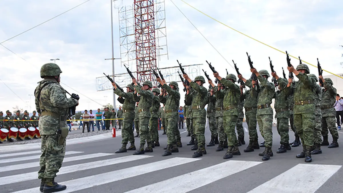 La-Familia-militar