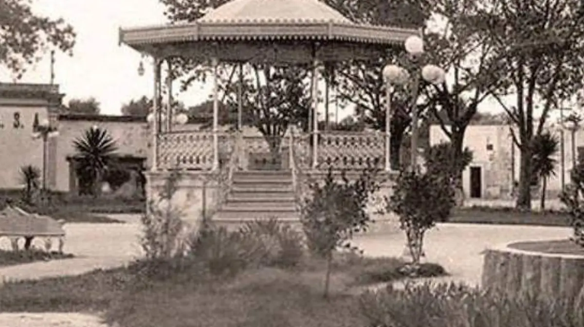 SOC-PLAZA