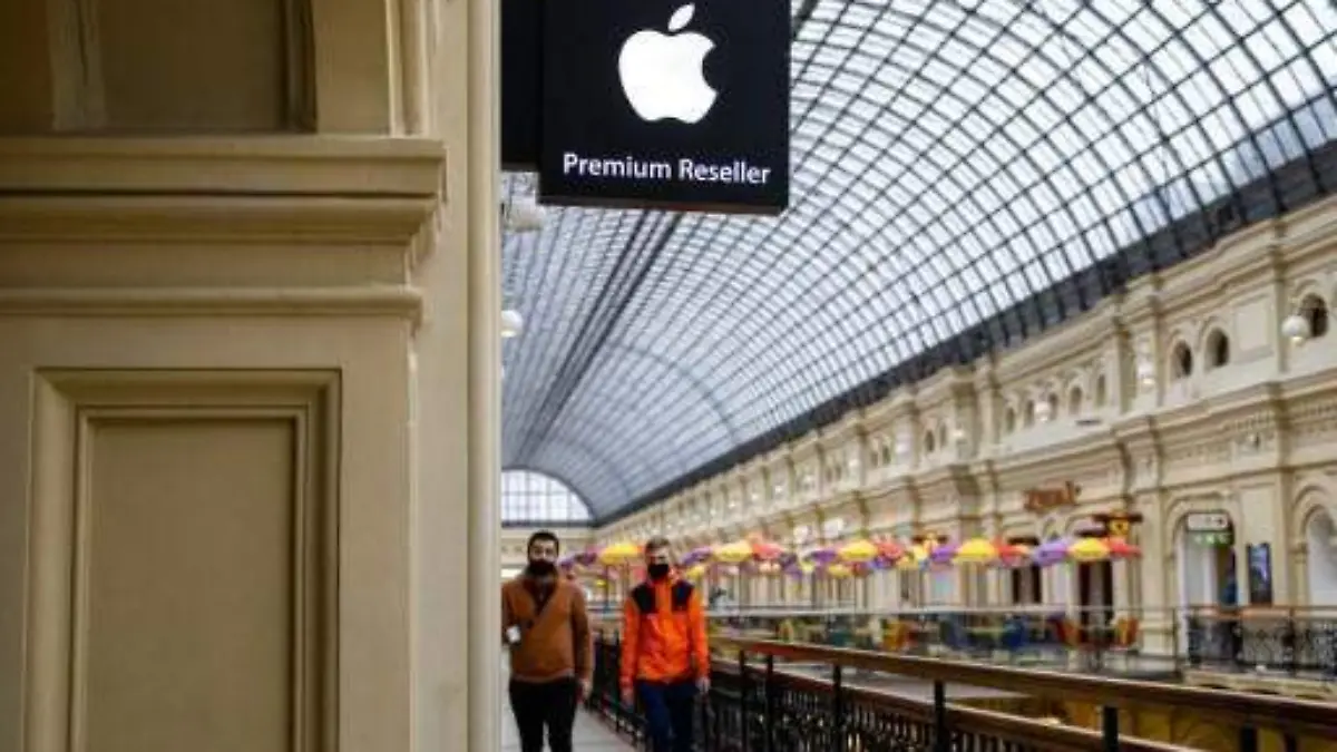 rusia multa a apple
