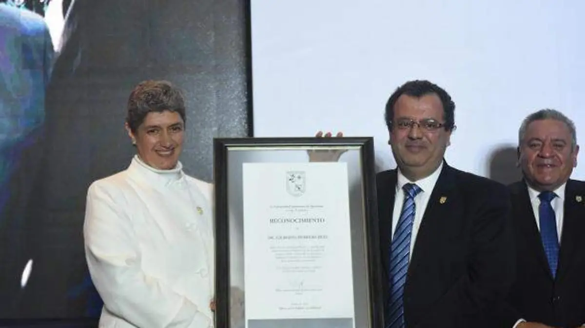 1A UAQ TERESA GARCIA-MVA 15E18