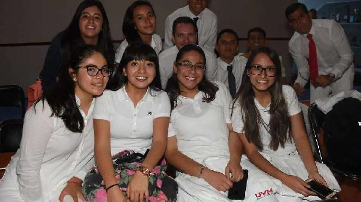 portada UVM