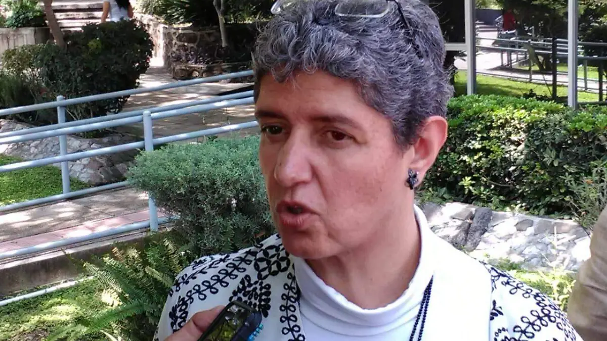 LA RECTORA